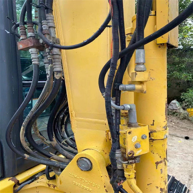 Siap bekerja dan berpengalaman digunakan Jepang komatsu pc 40 dalam kondisi baik dijual