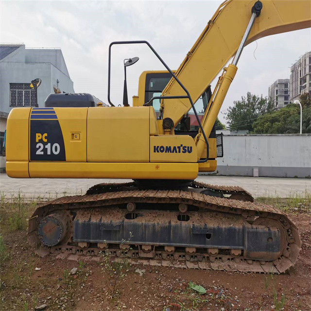 22 ton penggunaan Jepang diimpor Komatsu pc 210 crawler excavator dengan kualitas tinggi dan jam kerja yang rendah siap untuk dijual