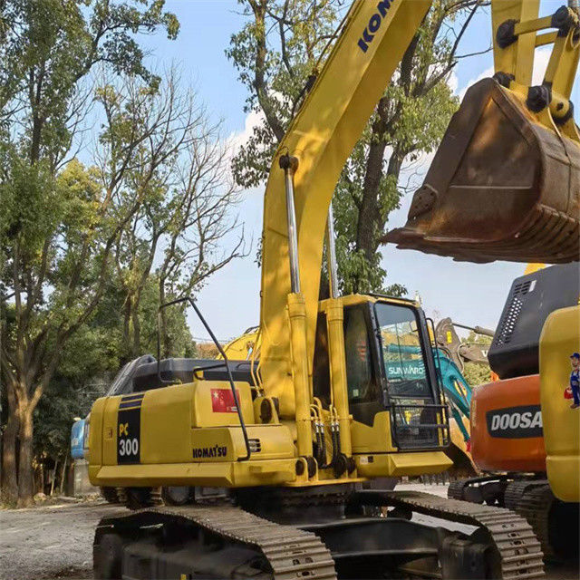 29 ton hampir baru Jepang diimpor mesin excavator merangkak digunakan renovasi Komatsu pc 300
