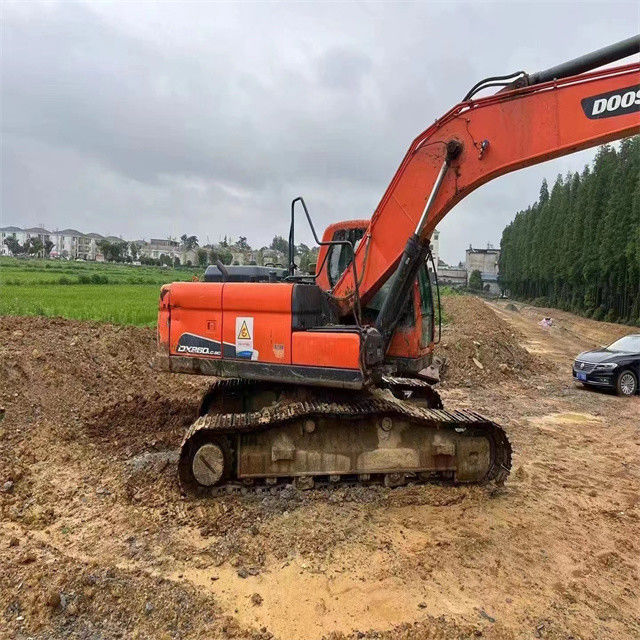 25 Ton Siap Digunakan Excavator Untuk Kerja Dan Berpengalaman Digunakan Korea Diimpor Doosan DX 260LC
