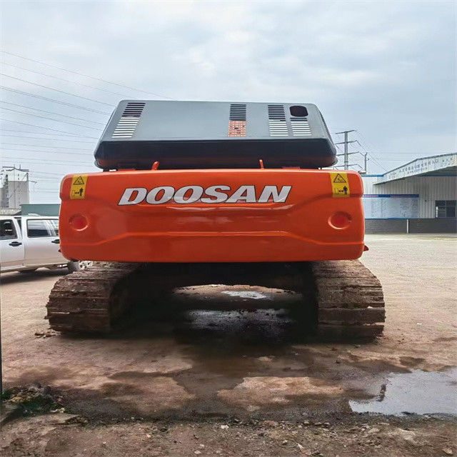 29 ton siap digunakan Excavator untuk bekerja dan berpengalaman digunakan Korea Diimpor Doosan DX 300LC Dalam kondisi baik