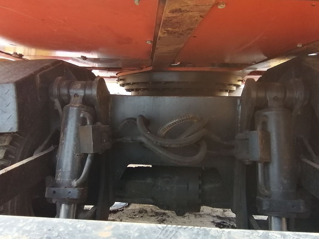 Siap bekerja dan berpengalaman digunakan Korea Digunakan excavator DH150W-7 dalam kondisi baik