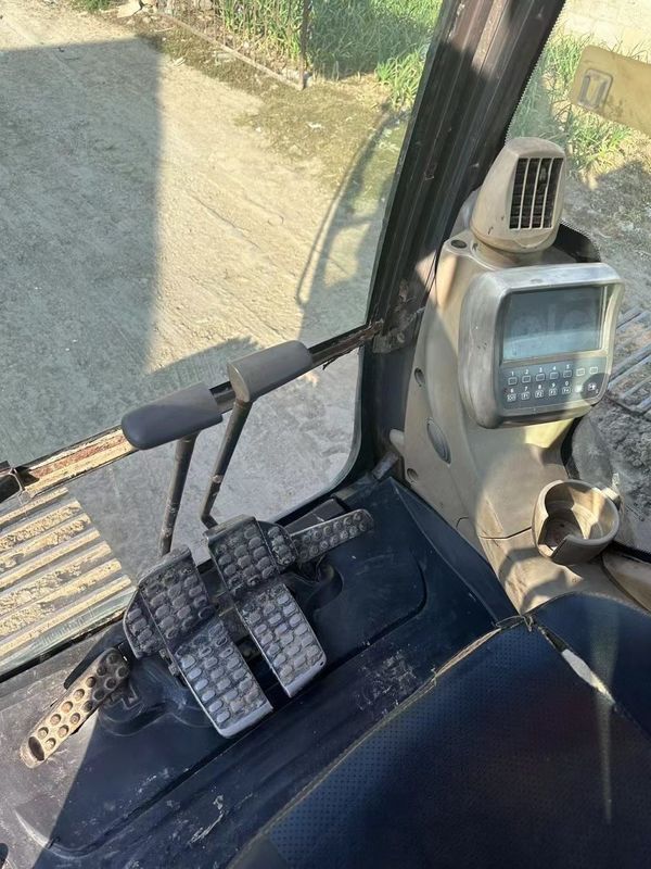 21 Ton Siap Digunakan Excavator Untuk Kerja Dan Berpengalaman Digunakan Korea Diimpor Hitachi 210-3 Dalam Kondisi Baik