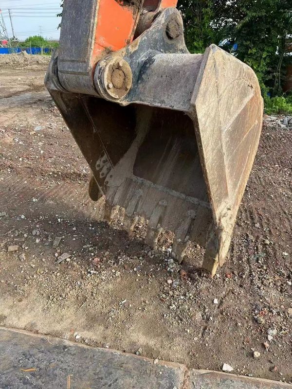 20 ton siap digunakan excavator untuk bekerja dan berpengalaman digunakan Korea Diimpor Hitachi 200-5A Dalam kondisi baik