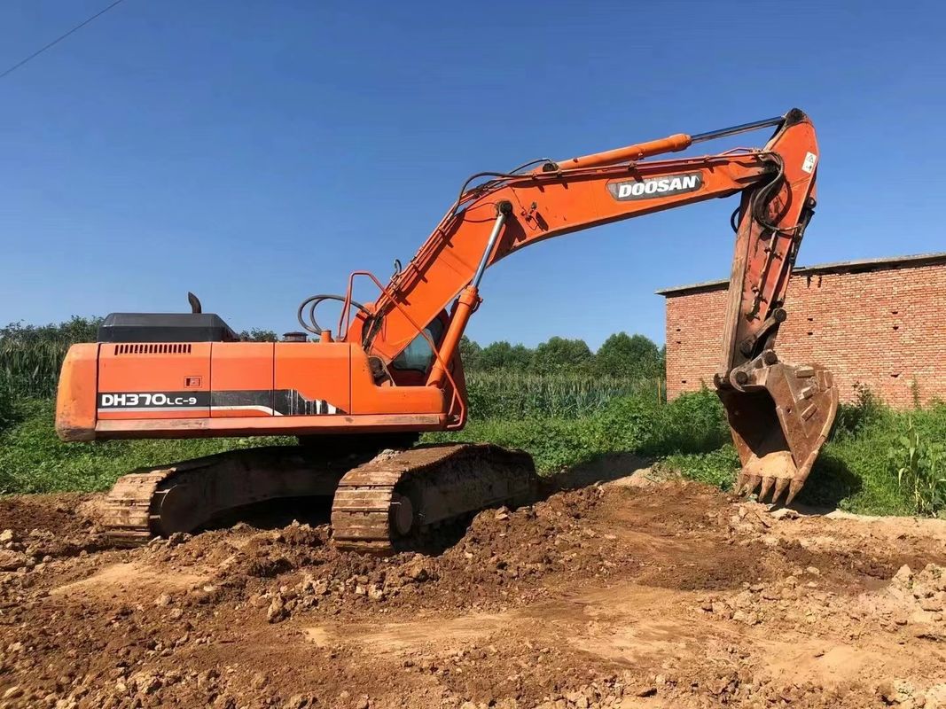 37 ton siap digunakan Excavator untuk bekerja dan berpengalaman digunakan Korea Diimpor DOOSAN DH370LC-9 dalam kondisi baik