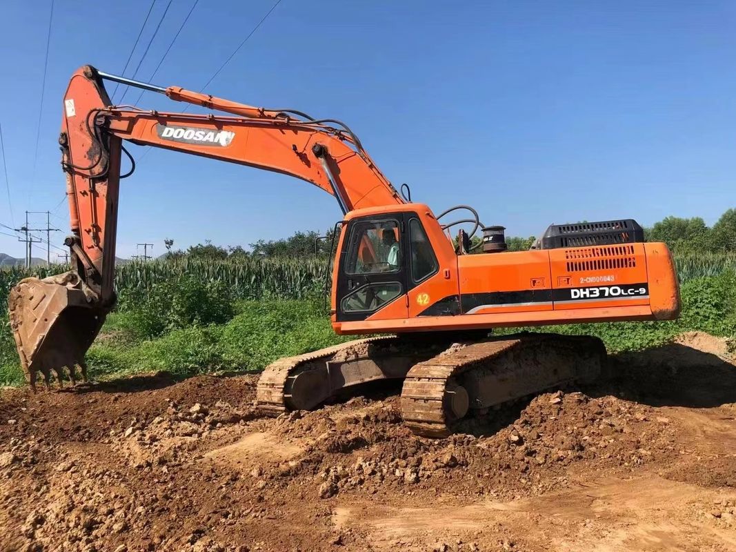 37 ton siap digunakan Excavator untuk bekerja dan berpengalaman digunakan Korea Diimpor DOOSAN DH370LC-9 dalam kondisi baik