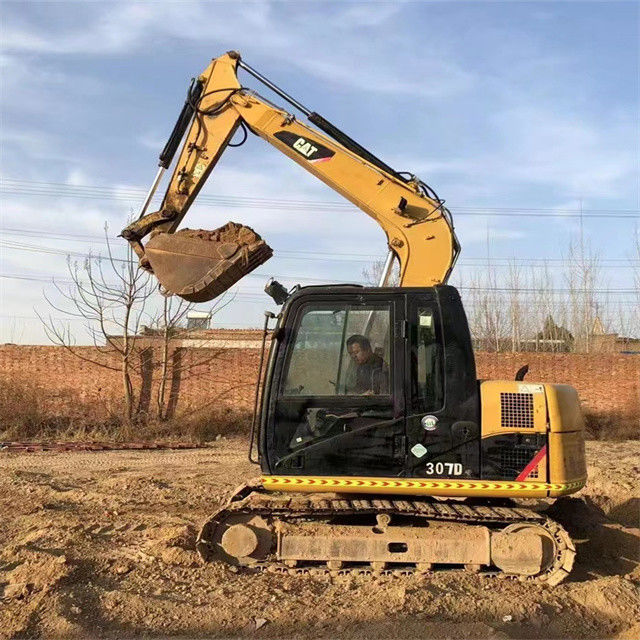 7 ton hampir baru Jepang impor mesin excavator merangkak digunakan renovasi CAT 307 D