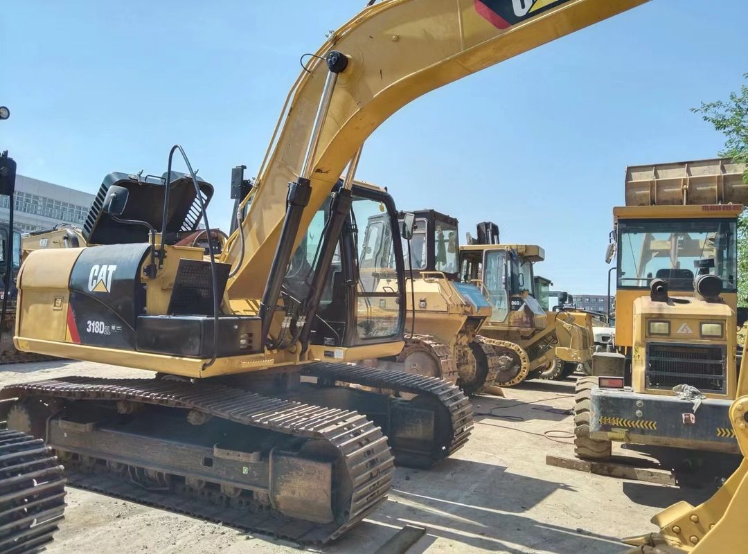17.9 ton hampir baru Jepang diimpor mesin excavator merangkak digunakan refurbish CAT 318 D2L