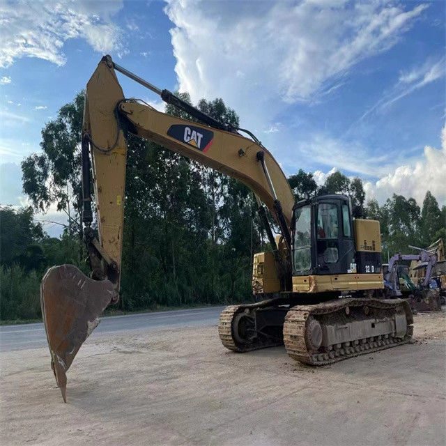 34.7 ton siap untuk bekerja dan berpengalaman digunakan Jepang Caterpillar 328 D dalam kondisi baik