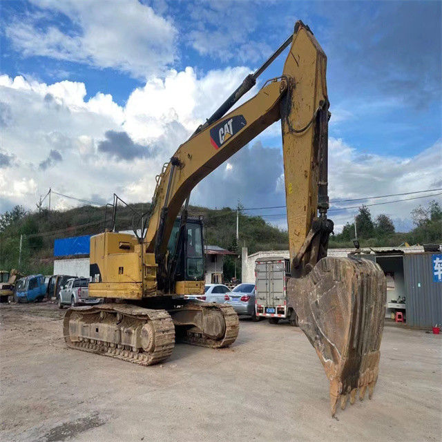 34.7 ton siap untuk bekerja dan berpengalaman digunakan Jepang Caterpillar 328 D dalam kondisi baik