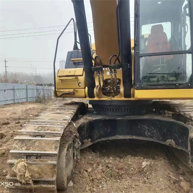 47.8 ton siap untuk bekerja dan berpengalaman digunakan Jepang Caterpillar 349 E dalam kondisi baik