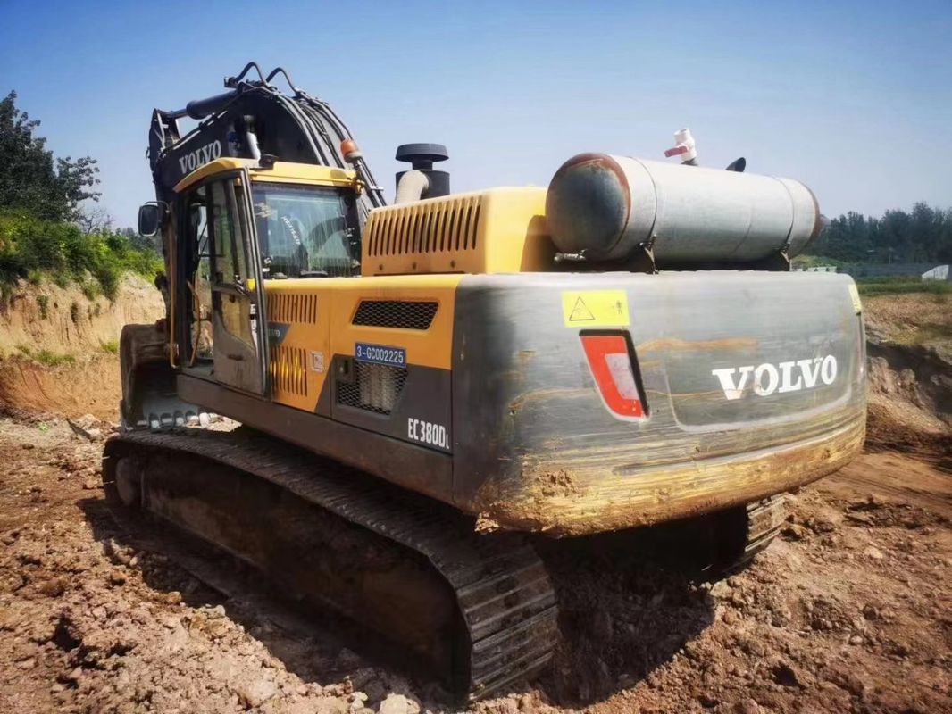 Swedia diimpor kualitas tinggi Volvo EC380 mesin excavator crawler digunakan hampir baru