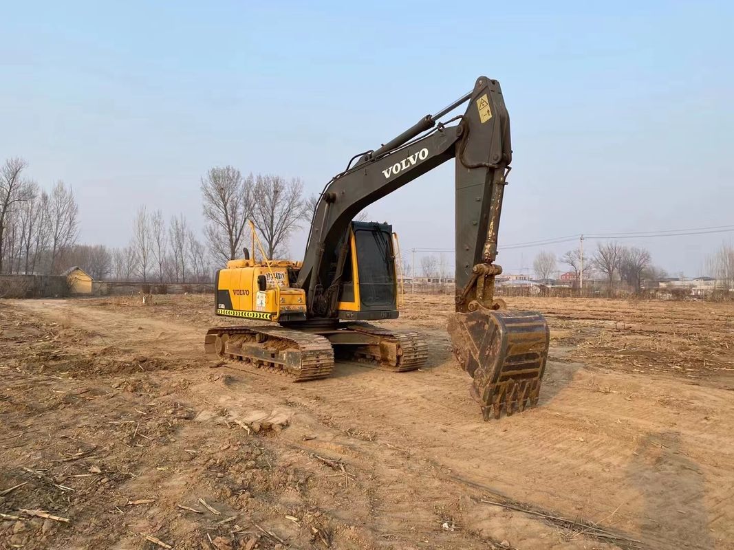 Swedia diimpor kualitas tinggi Volvo EC140BL mesin excavator crawler digunakan hampir baru 100% siap