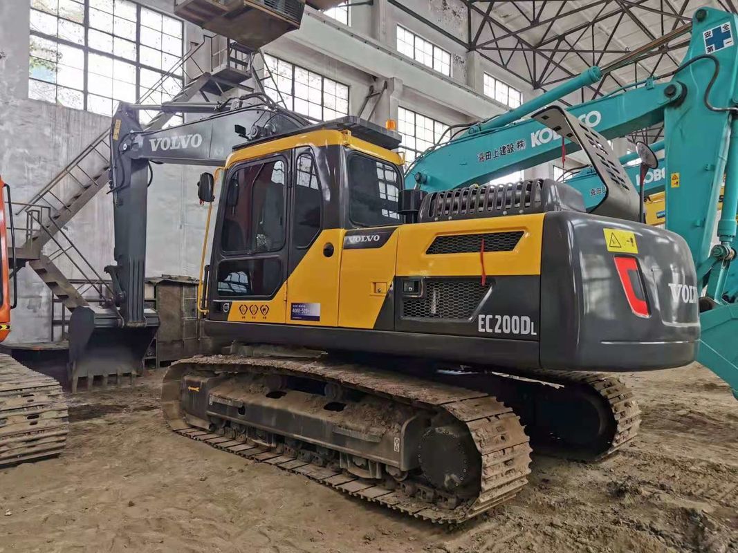 Swedia diimpor kualitas tinggi Volvo EC200DL mesin excavator merangkak digunakan hampir baru 100% siap