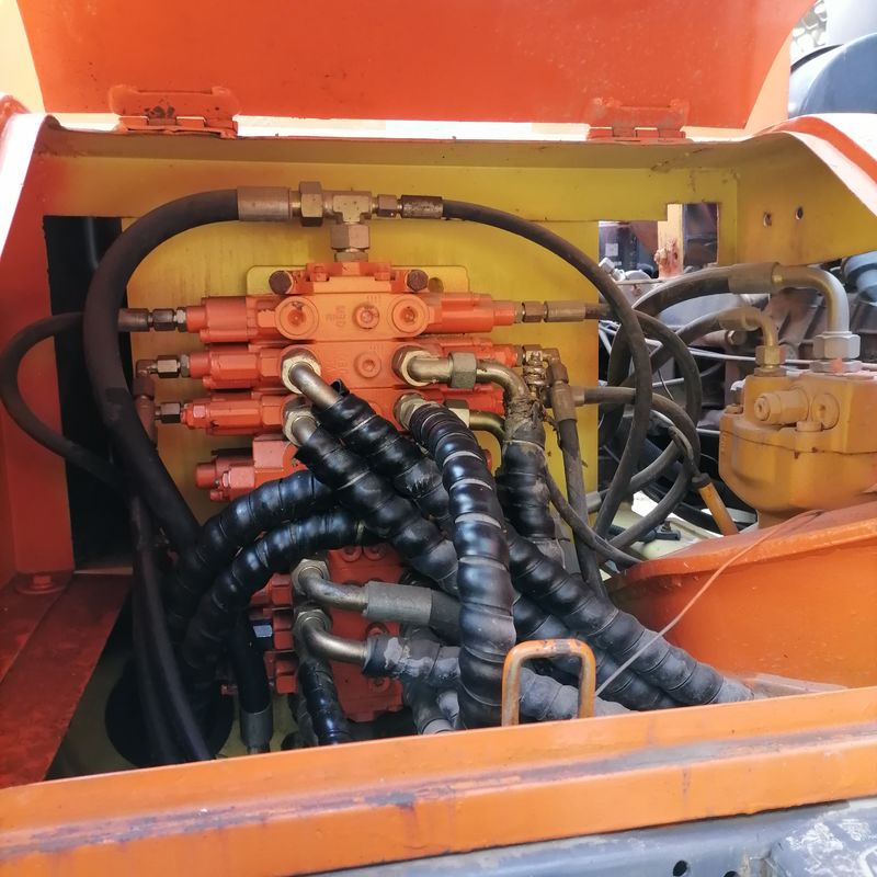 5 ton Korea diimpor 90% baru Doosan DX 60W bekas Excavator Roda dengan kualitas tinggi dan kinerja terbaik untuk dijual