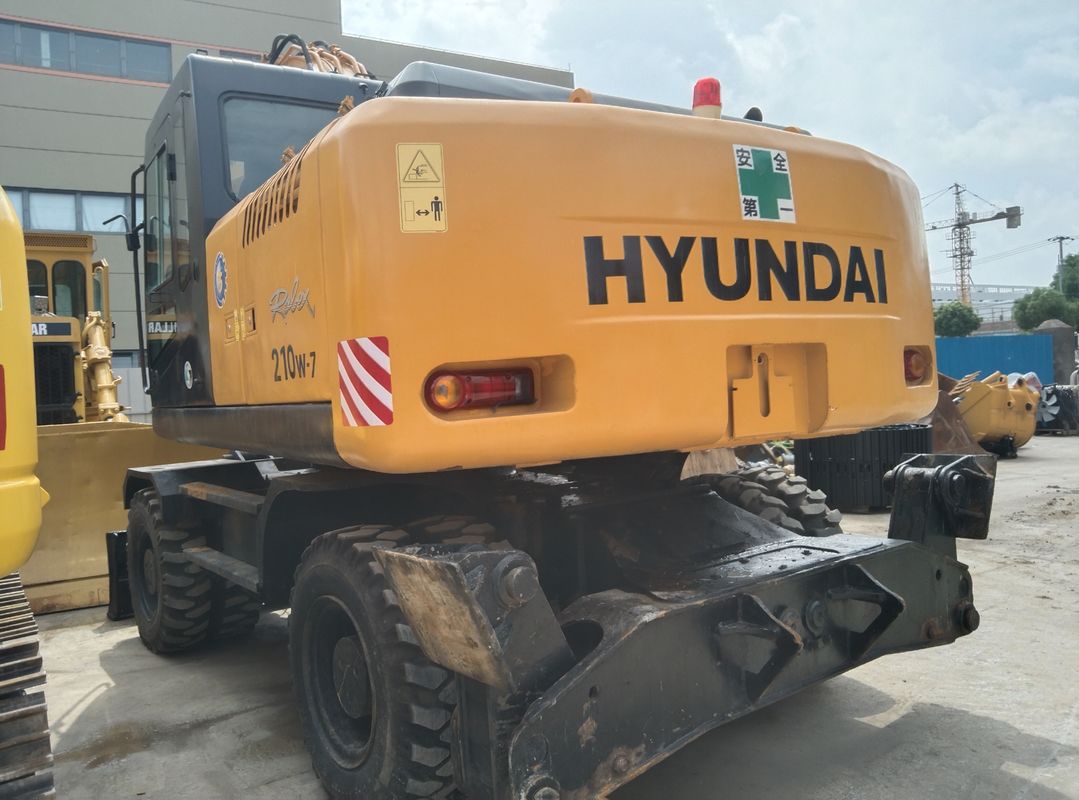 21.2 Ton Hyundai 210W-7 Digunakan Roda Excavator Ember kapasitas 1.34m3