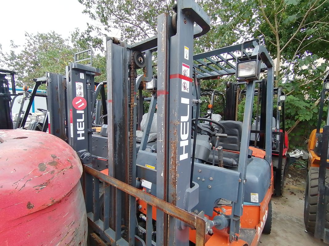 HELI CPCD15 Forklift listrik kompak bekas Daya mesin 1,5 ton