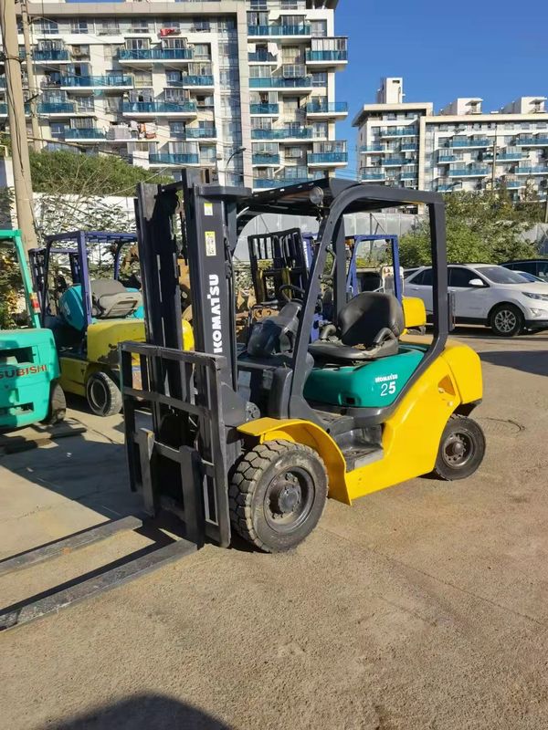 Jepang Mesin forklift listrik kompak Komatsu 2,5 ton
