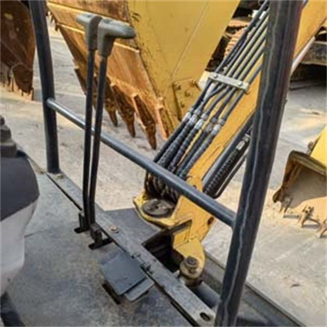2 Ton Digunakan Jepang Komatsu PC 20 MR Crawler Excavator dengan Jam Kerja Rendah dan Ideal