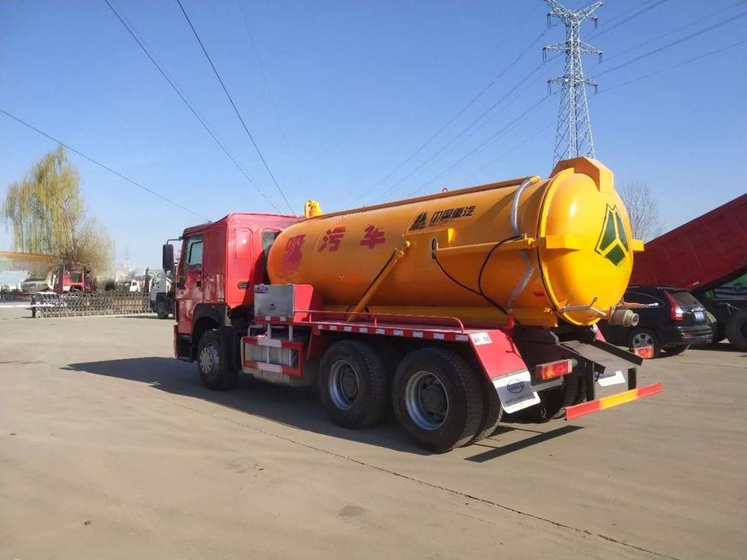 Euro 3 336hp digunakan Howo 6*4 truk vakum 10 Cbm truk hisap limbah dalam kondisi baik