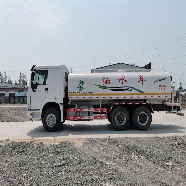 Tangki Baja Karbon Isuzu Howo truk air kondisi sempurna Jepang diimpor kedua tangan