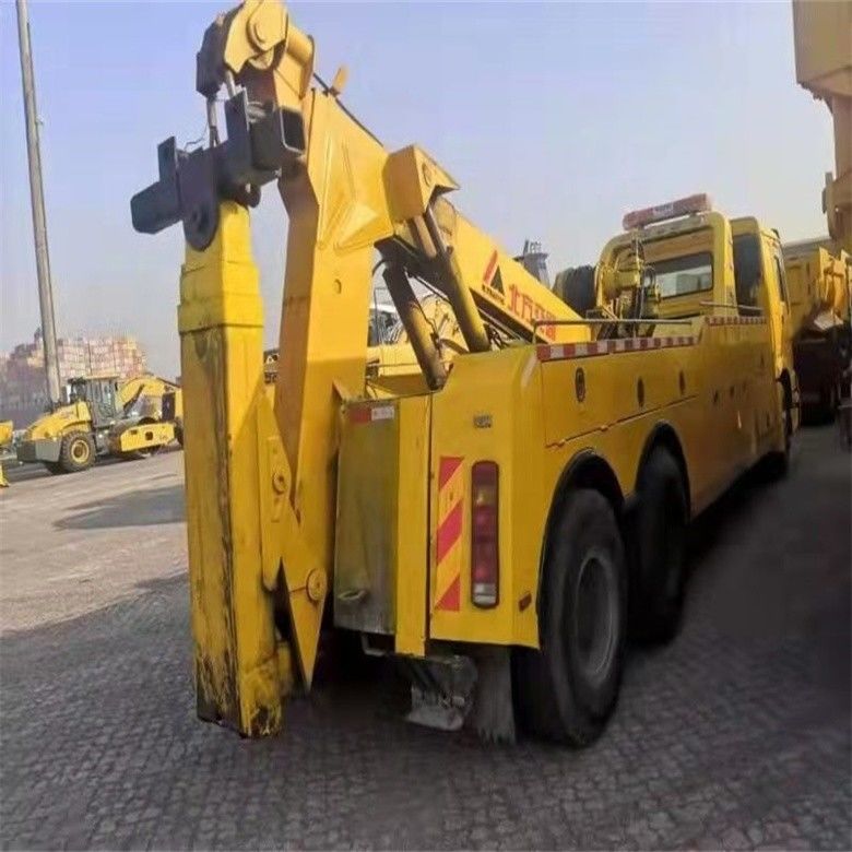 Jam Kerja Rendah Digunakan Howo 6*4 Wrecker Tow Truck 8*4 Tow Body Dengan Sertifikat ISO9001 / CCC