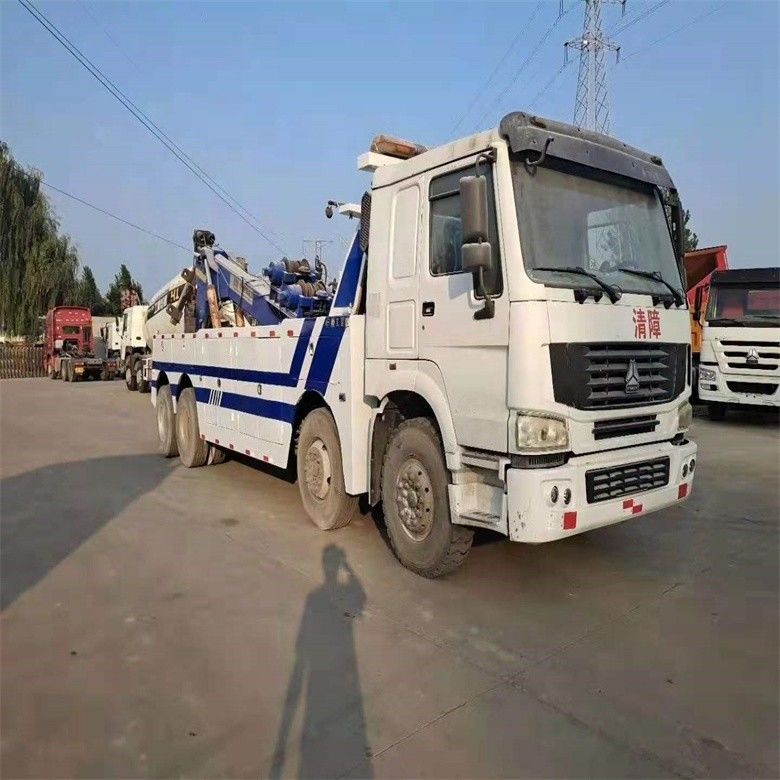 Jam Kerja Rendah Digunakan Howo 6*4 Wrecker Tow Truck 8*4 Tow Body Dengan Sertifikat ISO9001 / CCC