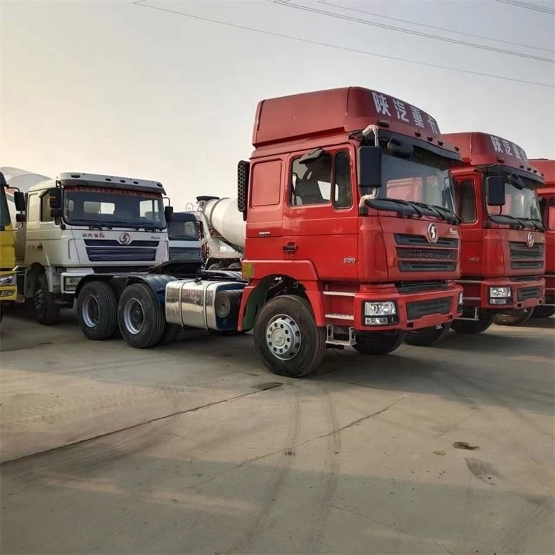 6x4 8x4 Traktor Dump Truck Untuk Pengangkutan Pertambangan 10 Ban 12 Ban Shacman X3000