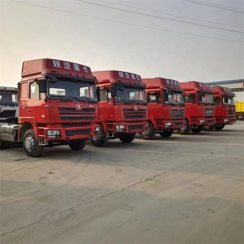 6*4 Shacman digunakan truk traktor dengan sistem kontrol stabilitas elektronik dan layar sentuh