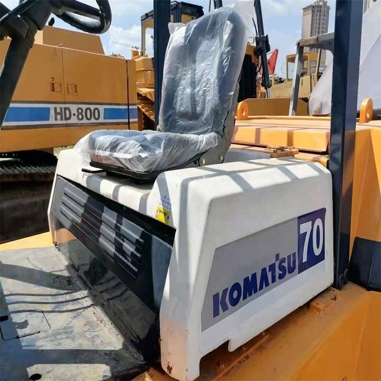Tangan kedua Jepang Made Komatsu FD70 Diesel Forklift dengan dan 7000kg kapasitas muat