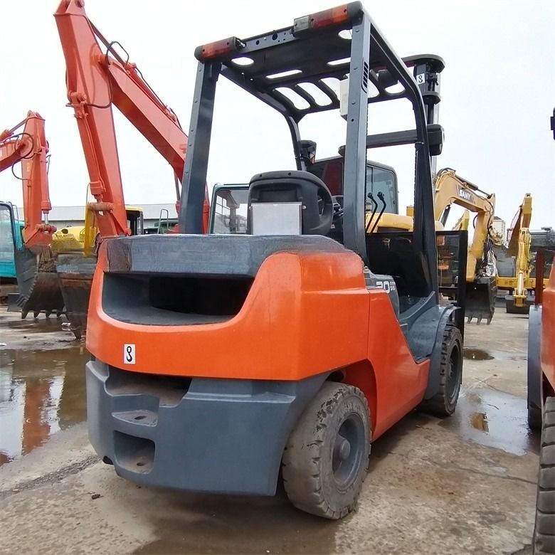 Multifunctional 3 Ton Jepang Diimpor Digunakan Toyota Forklift Siap Dalam Jam Kerja Rendah