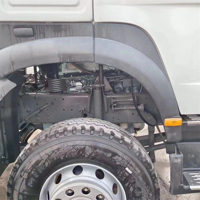 Sistem Multimedia Dilengkapi 6x4 Howo Dump Truck Sinotruck 371 LHD Dengan Dan Kemudi Kiri
