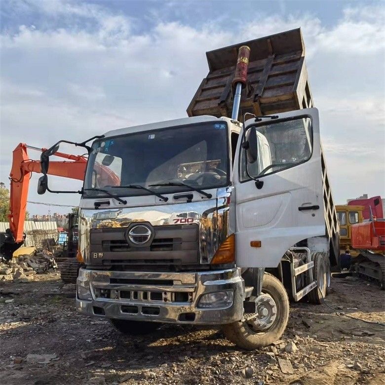 Sepakat Jepang Hino Digunakan Truk Pengeboran Dengan Mesin YUCHAI Dalam Jam Kerja 2020