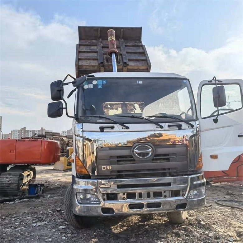 Sepakat Jepang Hino Digunakan Truk Pengeboran Dengan Mesin YUCHAI Dalam Jam Kerja 2020