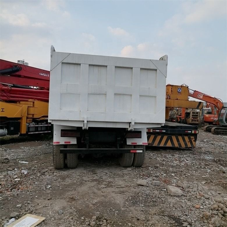 Sepakat Jepang Hino Digunakan Truk Pengeboran Dengan Mesin YUCHAI Dalam Jam Kerja 2020
