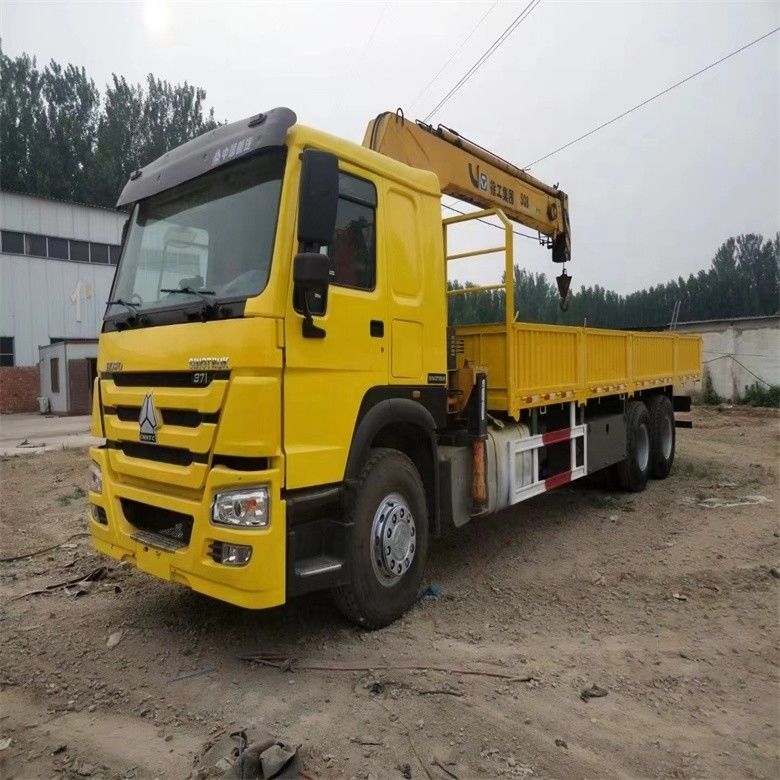 Sinotruk WD615 Mesin Model 10 Ton Truk Crane dipasang dengan Original Silinder Hidraulik