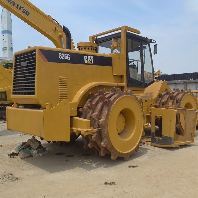 35 Ton Digunakan Caterpillar Cat 826G Compactor dalam kondisi yang sangat baik Warna Asli Jepang