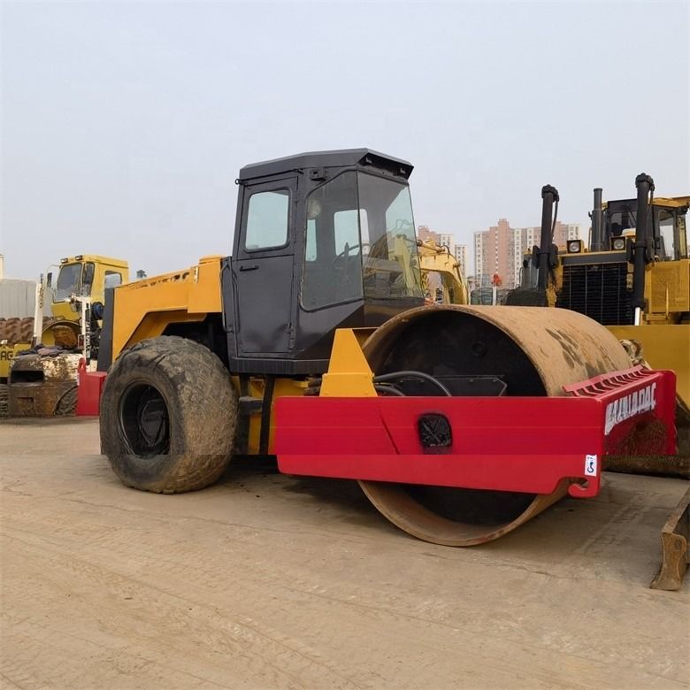 Low Hours Jepang Made Dynapac CA30D Road Roller untuk Pekerjaan Konstruksi Kondisi Baik