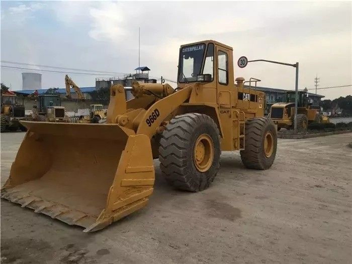 High Power Jepang Cat 966D Loader bekas dalam kondisi baik untuk pekerjaan beban berat