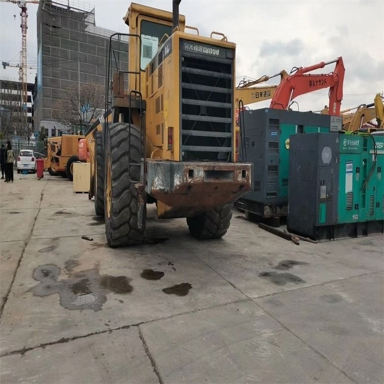 Konstruksi 12 Ton Bekas Komatsu WA600-3 Wheel Loader 600 Model Heavy Front Head Loader WA600-6
