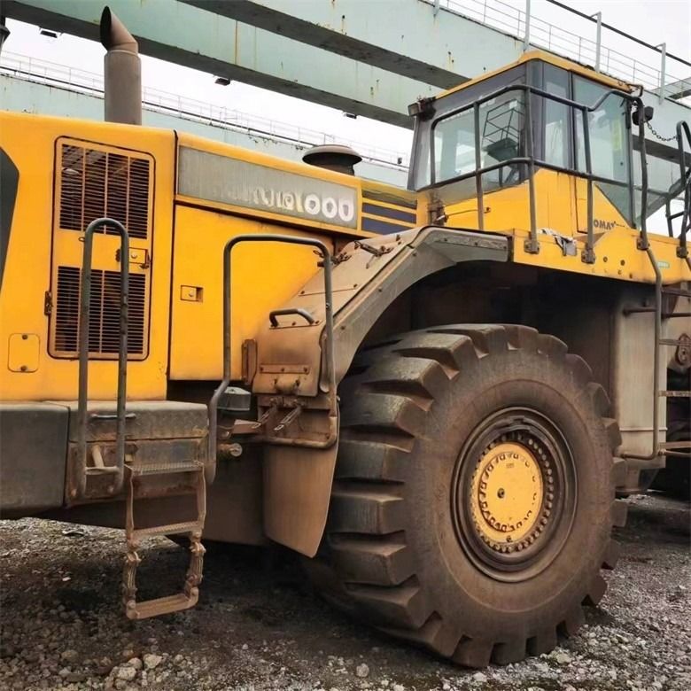 Ritel WA600-6 Pemuat roda bekas Komatsu WA600-3 Pemuat tangan kedua Dalam kondisi baik