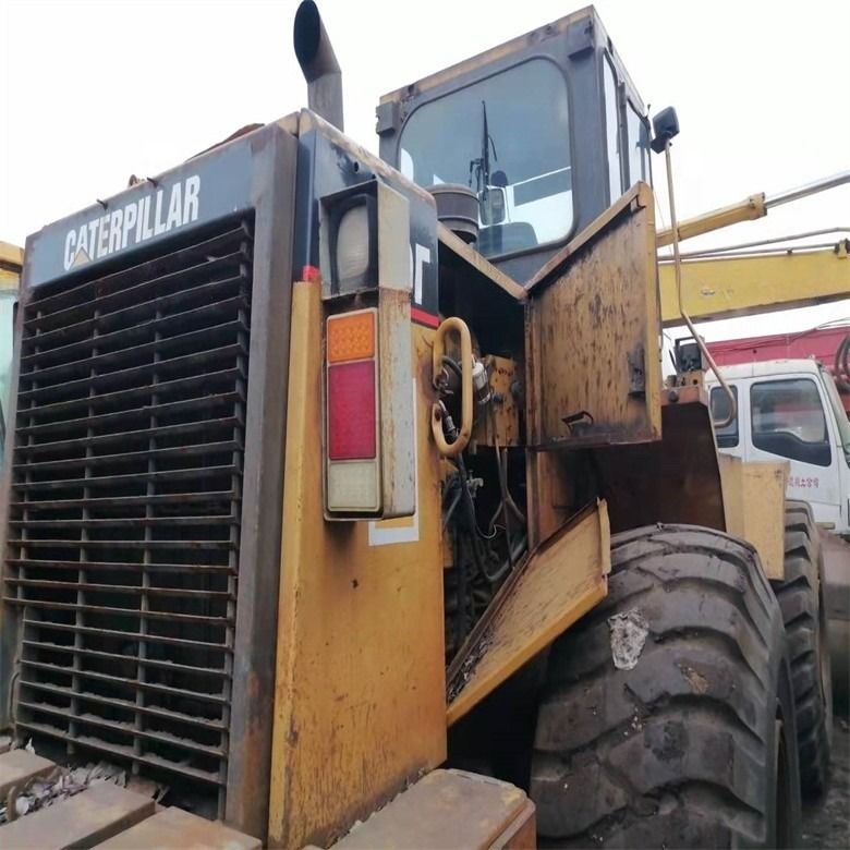 Caterpillar 950F 17 Ton Wheel Loader Dengan 6.6L Displacement Dan 3200-3300 Jam Kerja