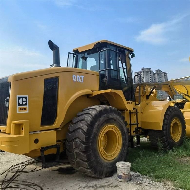 24 Ton Digunakan 966H Cat Original Wheel Loaders dari Jepang dalam Jam Kerja Rendah untuk Ritel