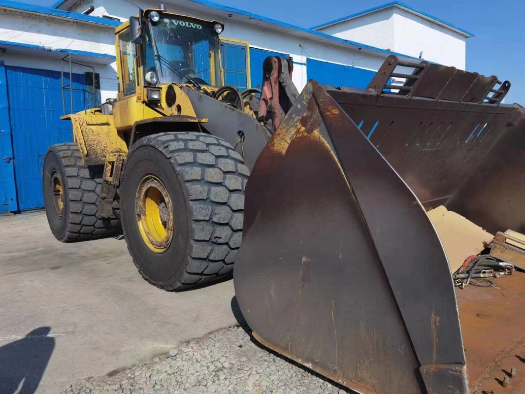 4WD Drive Type Loader bekas VOLVO L220E Desain asli Roda Skid-Steer Loader Jenis bergerak