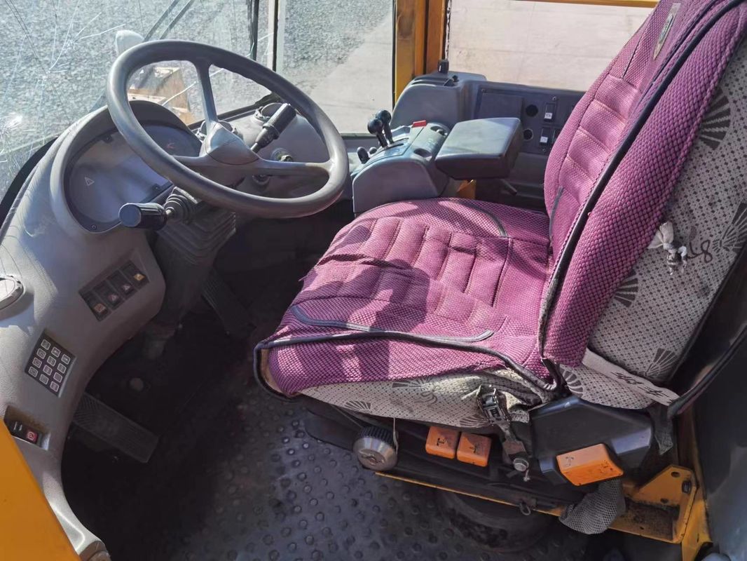 4WD Drive Type Loader bekas VOLVO L220E Desain asli Roda Skid-Steer Loader Jenis bergerak