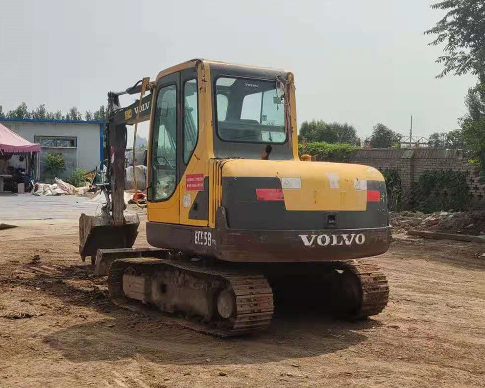 Swedia diimpor kualitas tinggi Volvo EC55B PRO mesin excavator crawler digunakan hampir baru
