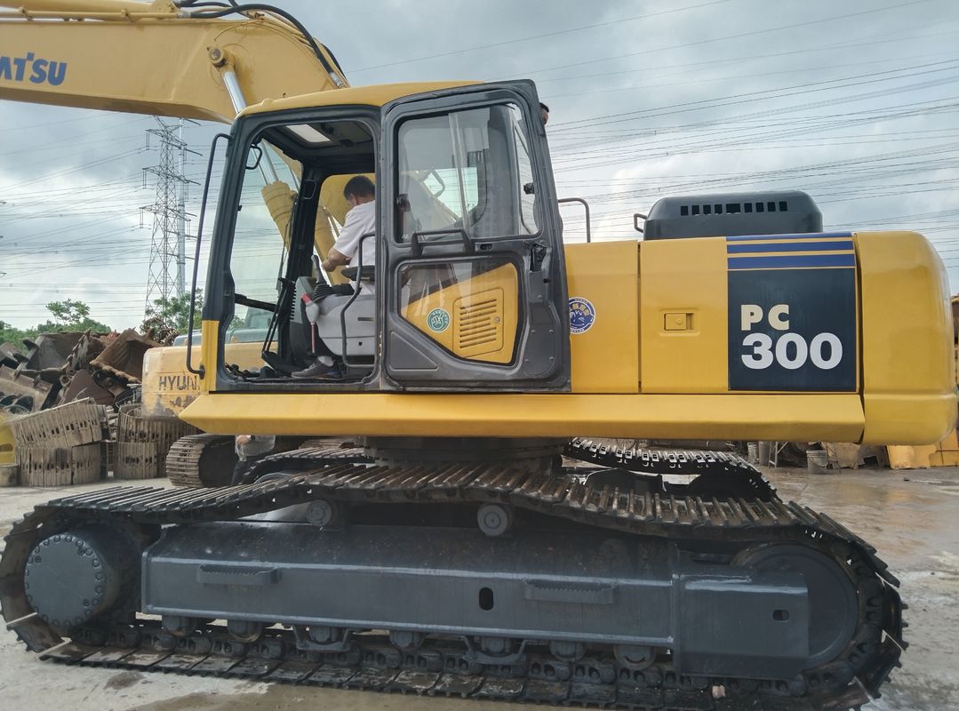 Digunakan Komatsu PC300-7 Excavator dengan 180 kW Mesin Daya Hydraulic Crawler Digger