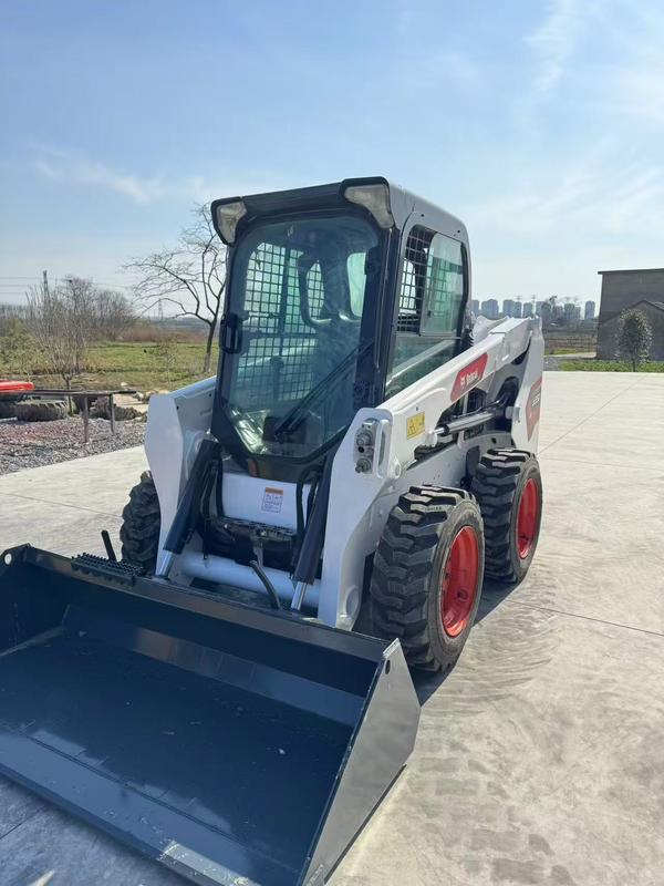 Dipakai Bobcat S550 Skid Steer Loader China Eksportir yang dapat diandalkan Transportasi Lebar 1.727m