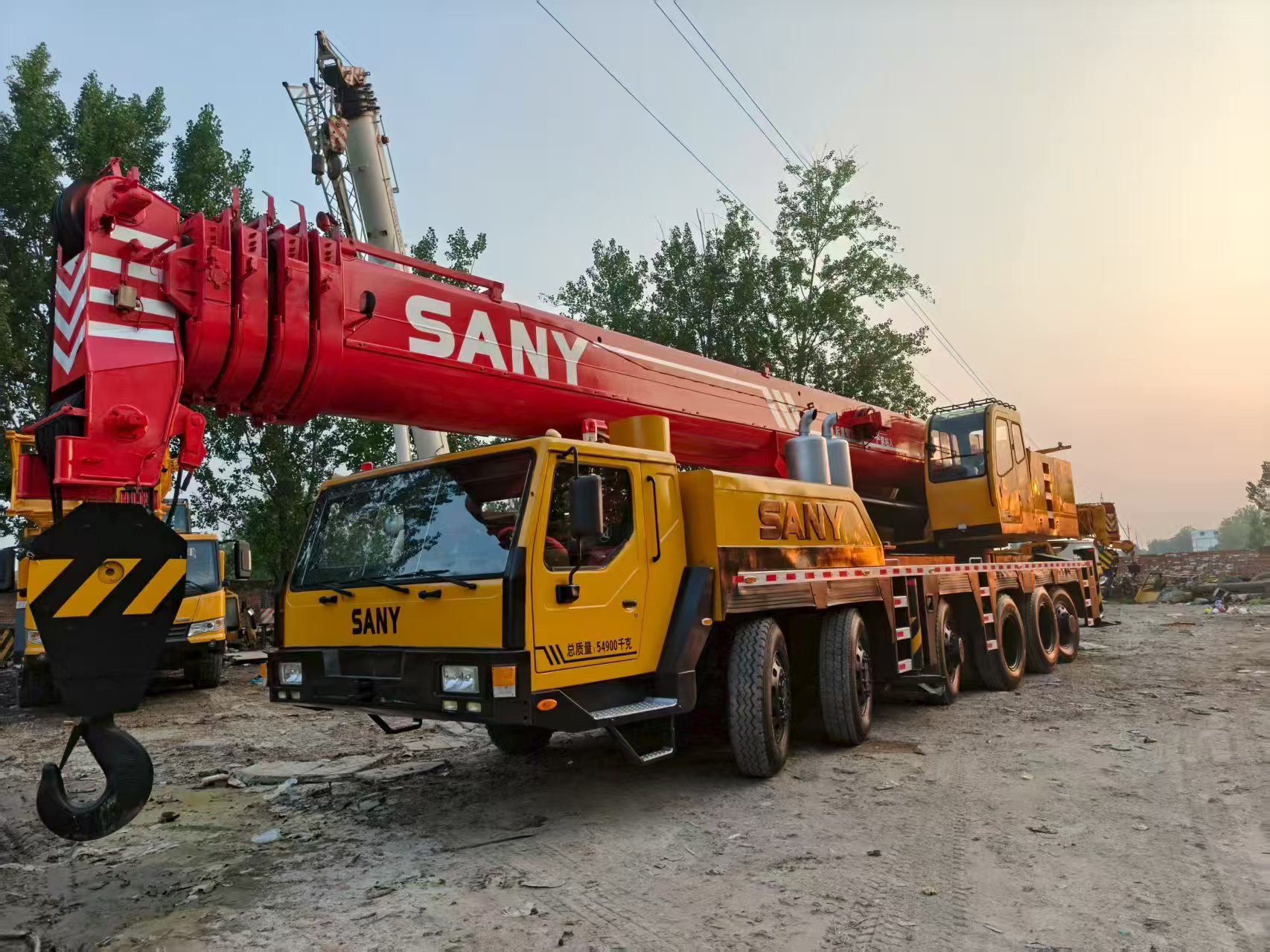 Digunakan SANY STC1000C 100 Ton Truk Crane untuk Dijual