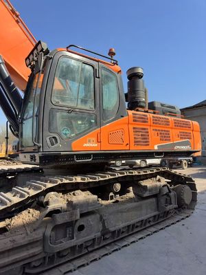 Digunakan Doosan DX560LC Crawler Excavator Untuk dijual Kualitas tinggi peralatan konstruksi bekas